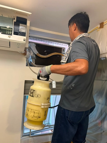 吊船清洗外牆